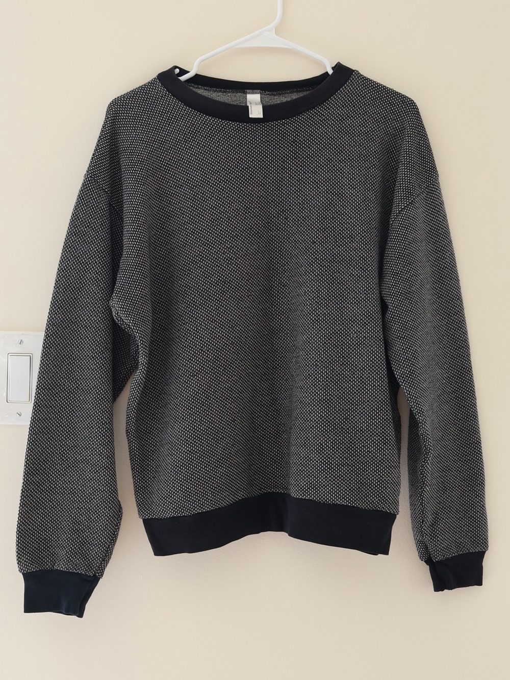 American Apparel Grey Knit Crewneck Sweater Sweatshirt Long Sleeves Grunge Indie